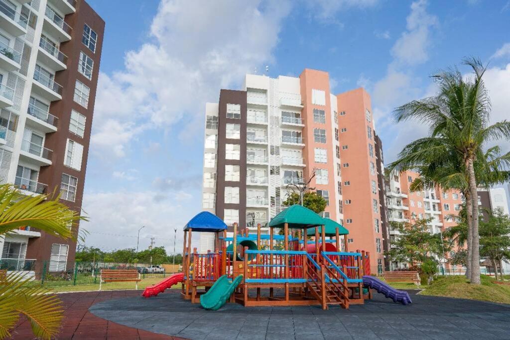 Departamento Con Laguna Artificial Канкун Экстерьер фото